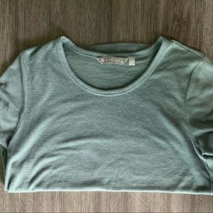 Athleta T-Shirt